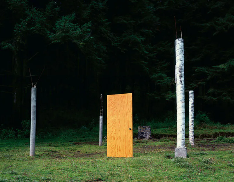 <p>Puerta | 2008 | Impresión cromogénica. Ed. de 10 | 120 x 150 cm</p>
