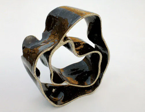 <p>Cerámica de alta temperatura | 2008 | Fotos: Jorge Luquín, Rubén Ochoa y Ana Gómez</p>
