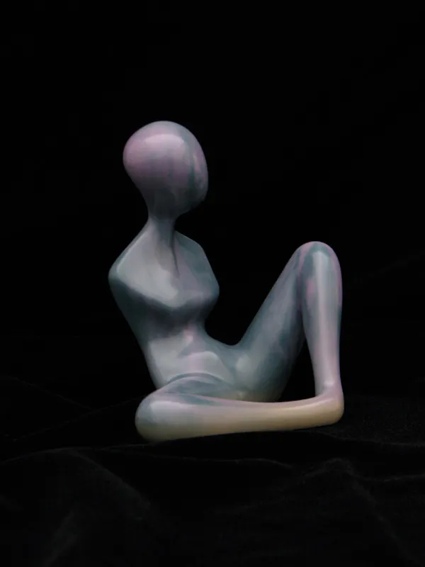 <p>Estado conflictuado del ser III | Resina | 13 cm x 11 cm x 10 cm | 2011</p>
