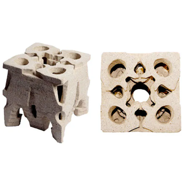 <p>S/T | 2008 | Técnica: cerámica alta temperatura y vermiculita | Dimensiones: 23 x 23 x 25cm</p>
