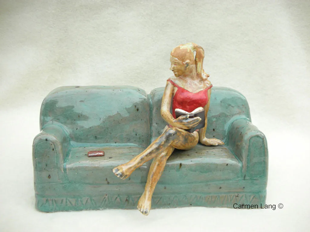 <p>Silencio | Porcelana y stoneware | 16 x 22 x 11 cm | 2009</p>
